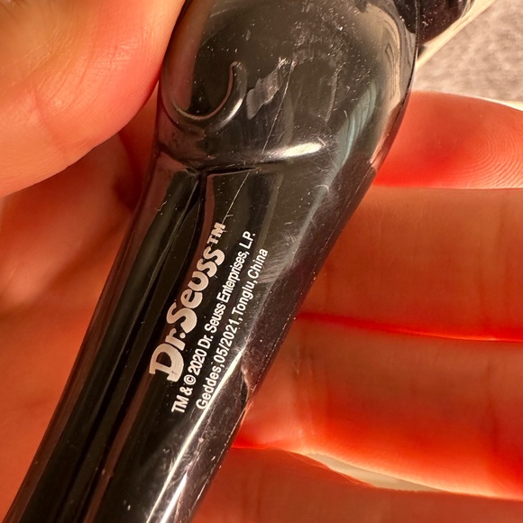 Lot of  DR. SEUSS CAT IN THE HAT TEE Size Small and Pen great teacher gift - Picture 5 of 9